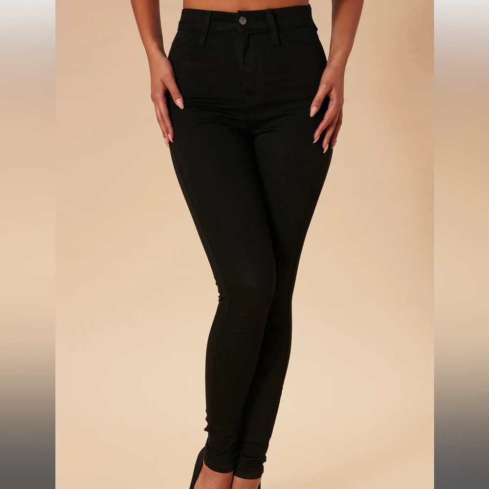 True Black High Waist Skinny Jean size 3
